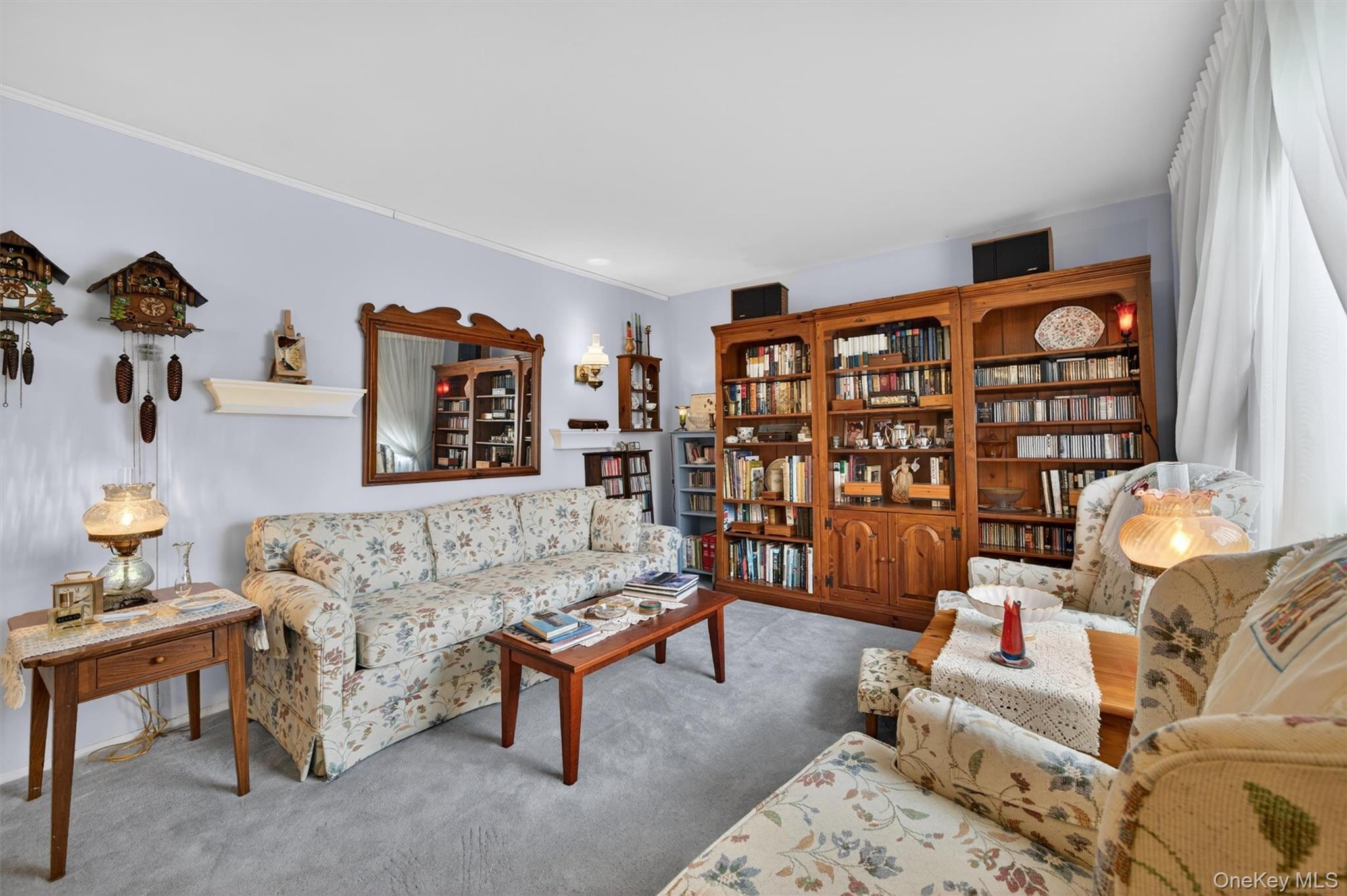 20 Oneil Circle Monroe, NY 10950 - Photo 3 of 45 Bright & Airy Living Room