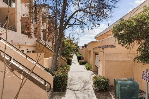 $429,000 | 3927 Nobel Drive, Unit 39, San Diego, CA 92122