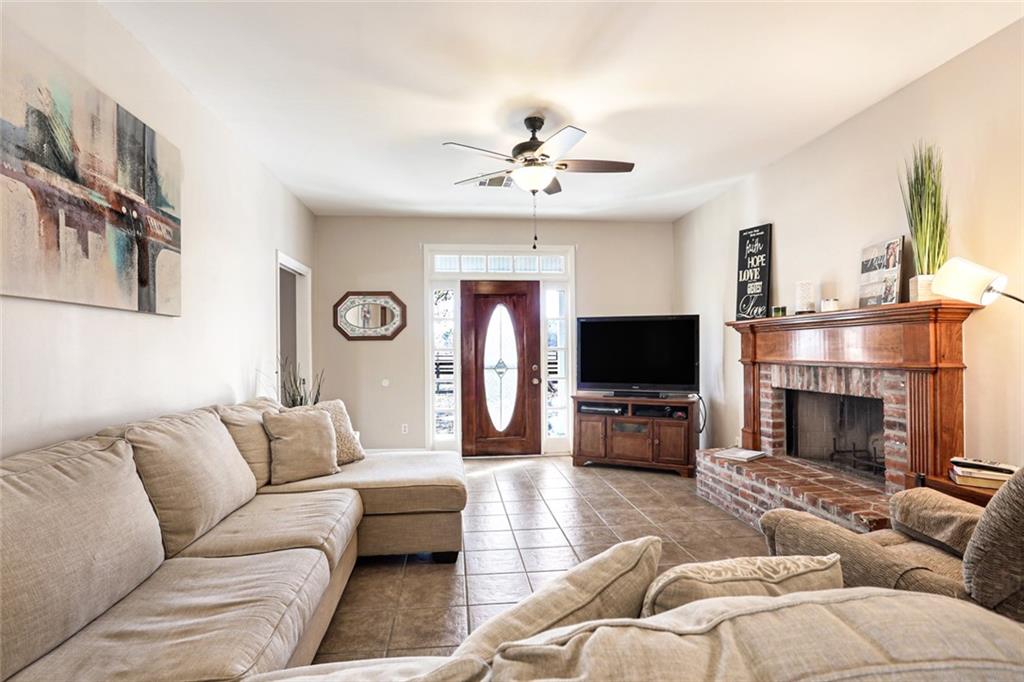 76351 Green Valley Road Folsom, LA 70437 - Photo 2 of 38