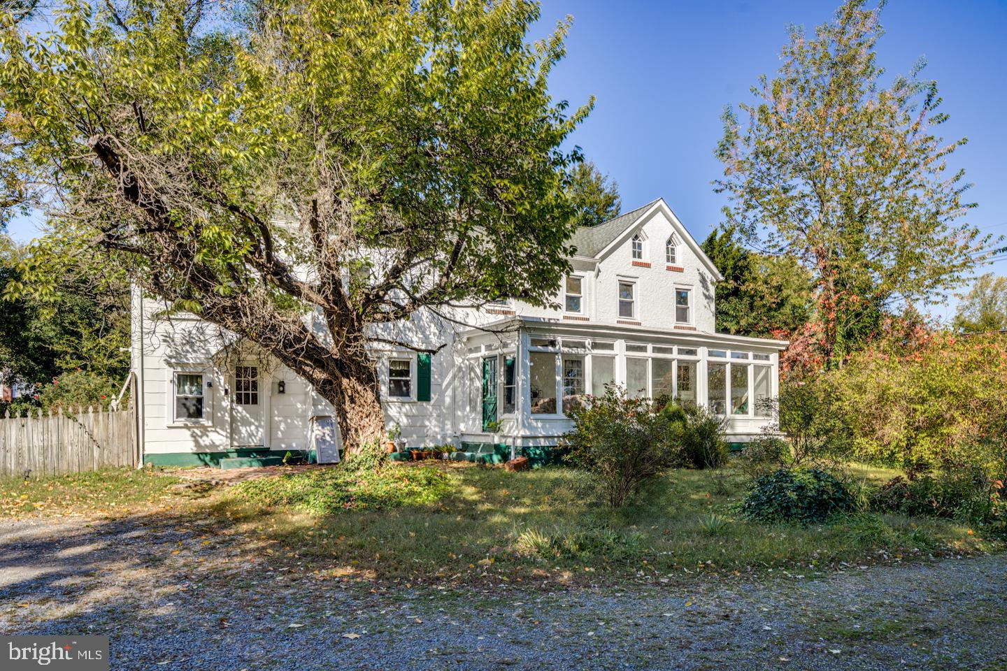 660 South Church Street Mount Laurel, NJ 08054 - Photo 55 of 55 a front view of a house with garden