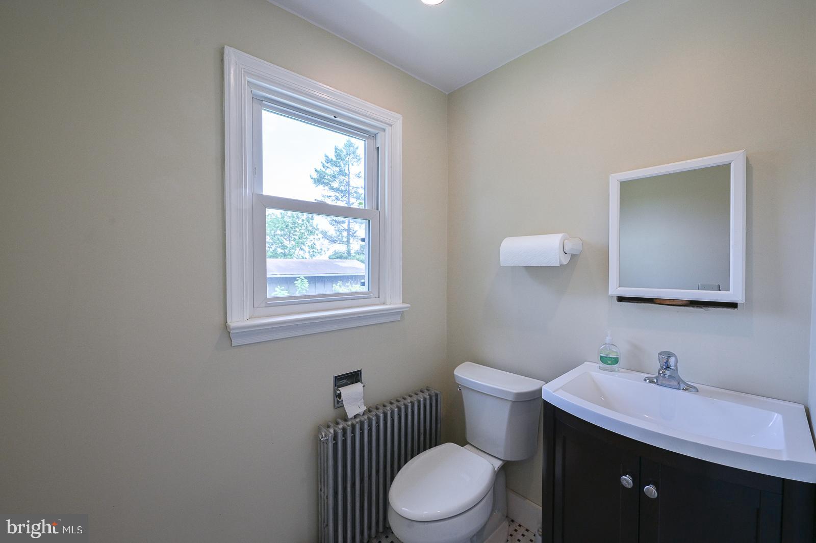 457 Groffs Mill Road Harleysville, PA 19438 - Photo 35 of 58 Full Bath