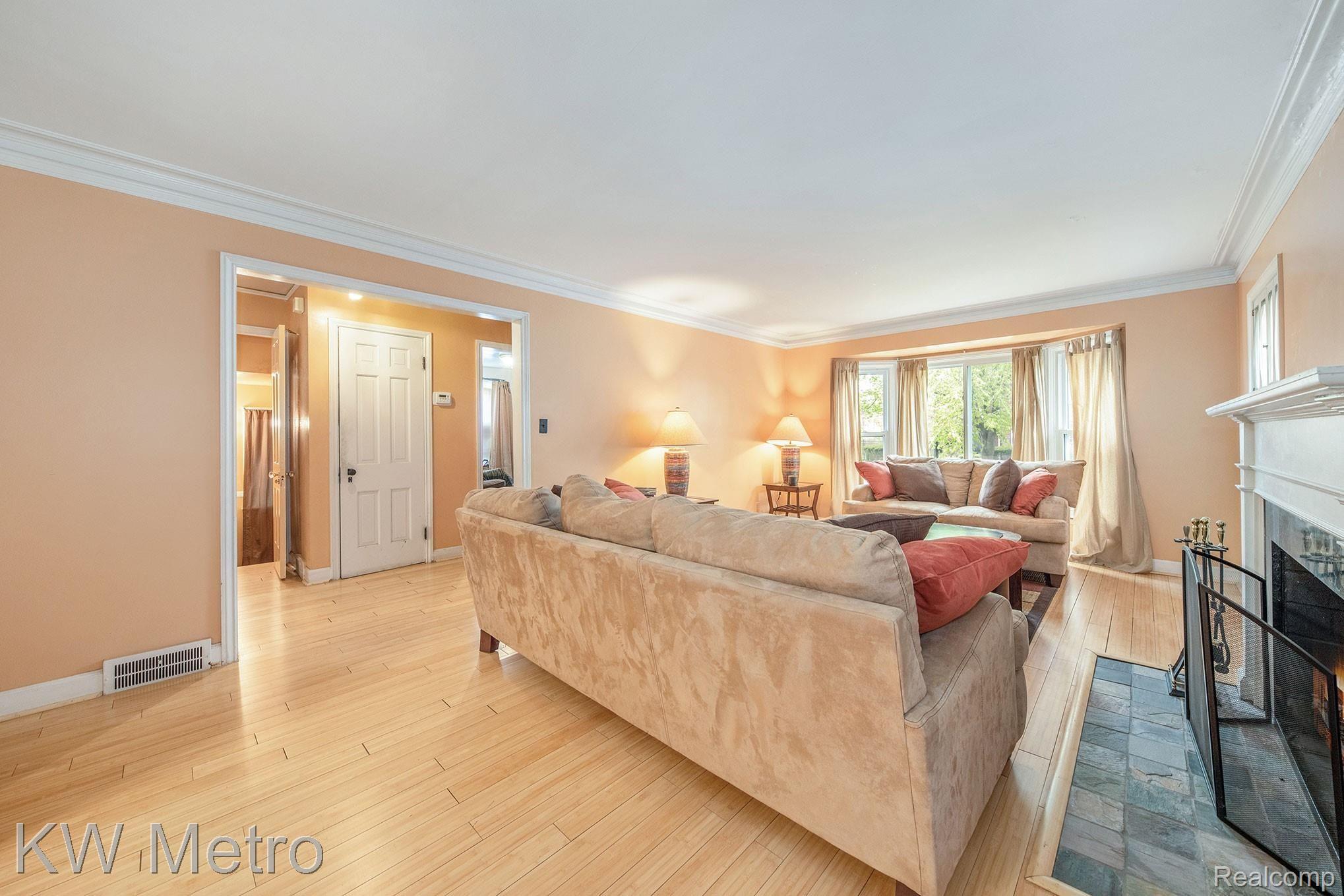 20112 Renfrew Road Detroit, MI 48221 - Photo 5 of 29 2S4A0917.jpg
