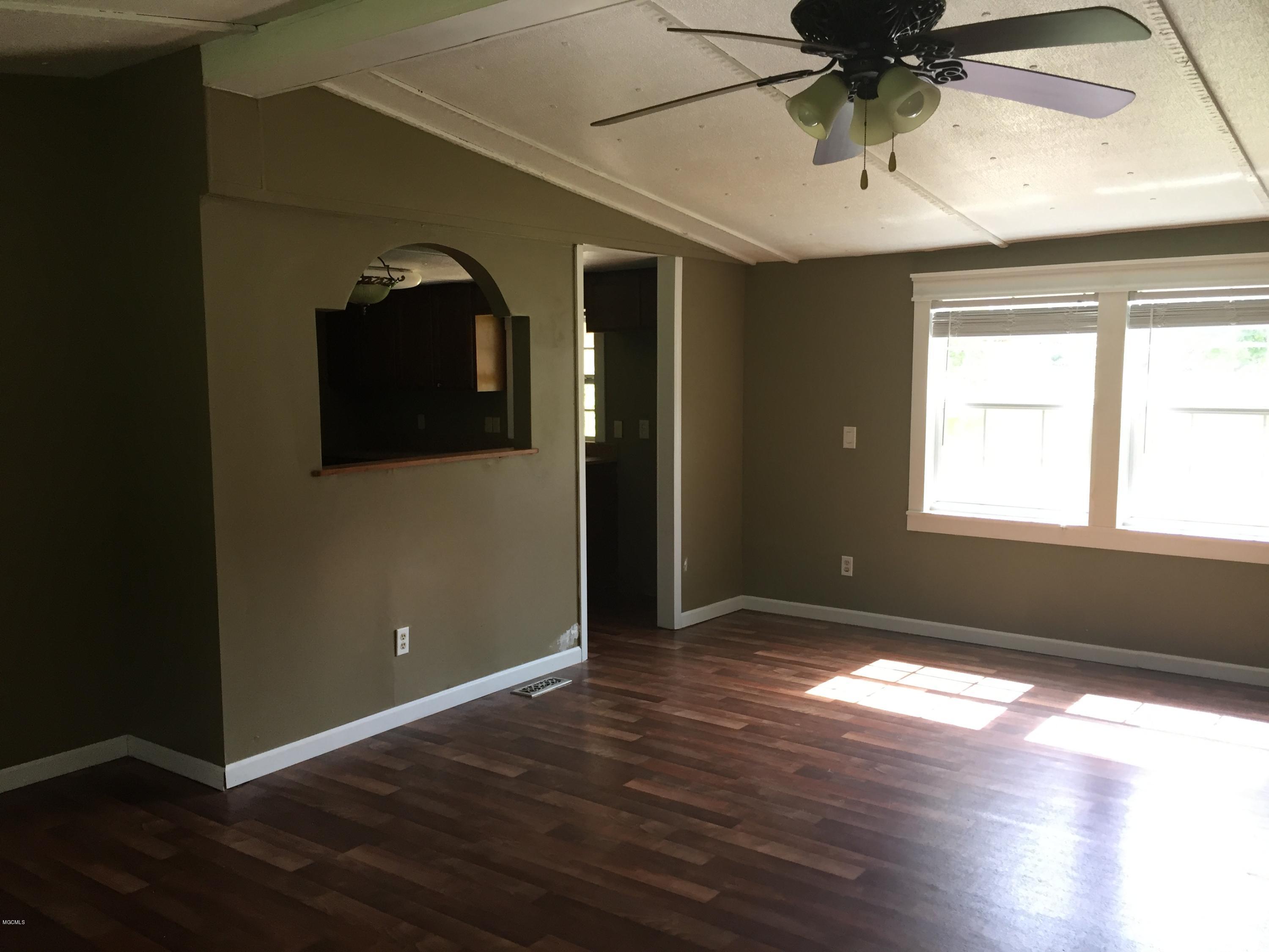 15100 Livermore Road Ocean Springs, MS 39565 - Photo 3 of 15 IMG_6103