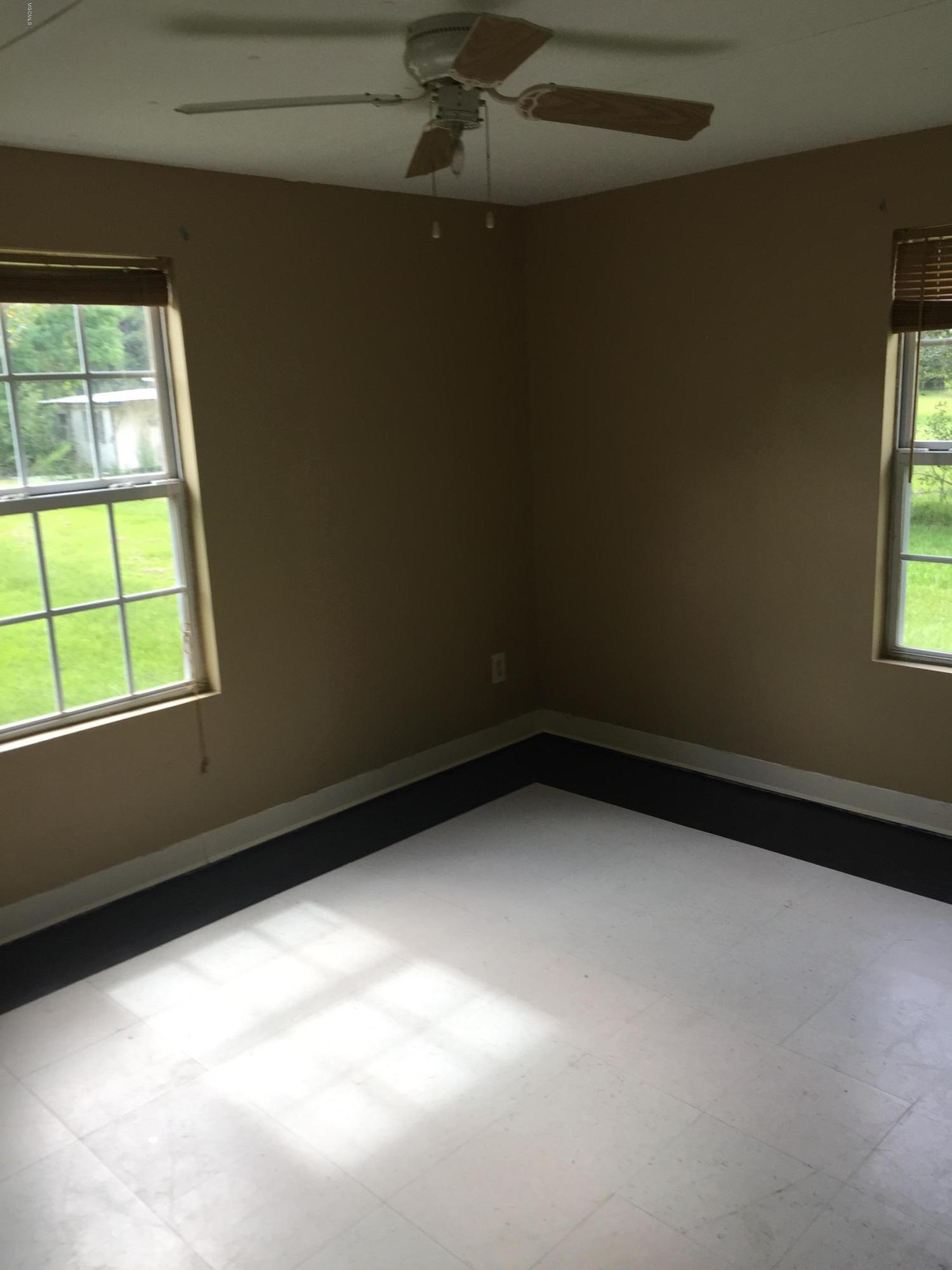 15100 Livermore Road Ocean Springs, MS 39565 - Photo 10 of 15 IMG_6138