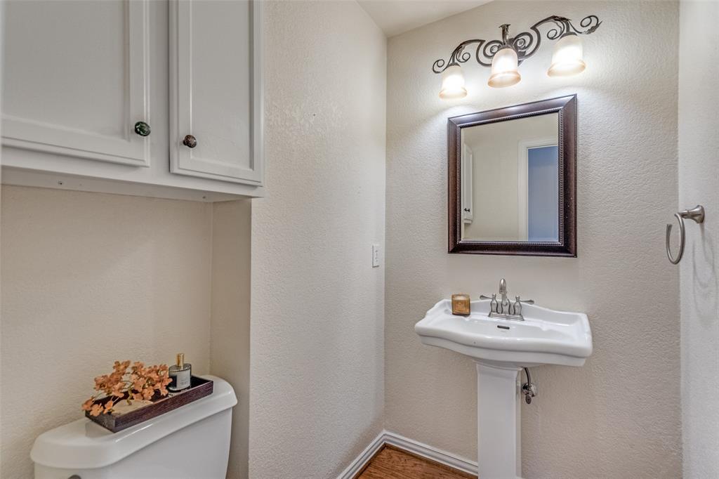 2248 Amy Lane Plano, TX 75074 - Photo 18 of 26 downstairs powder bath