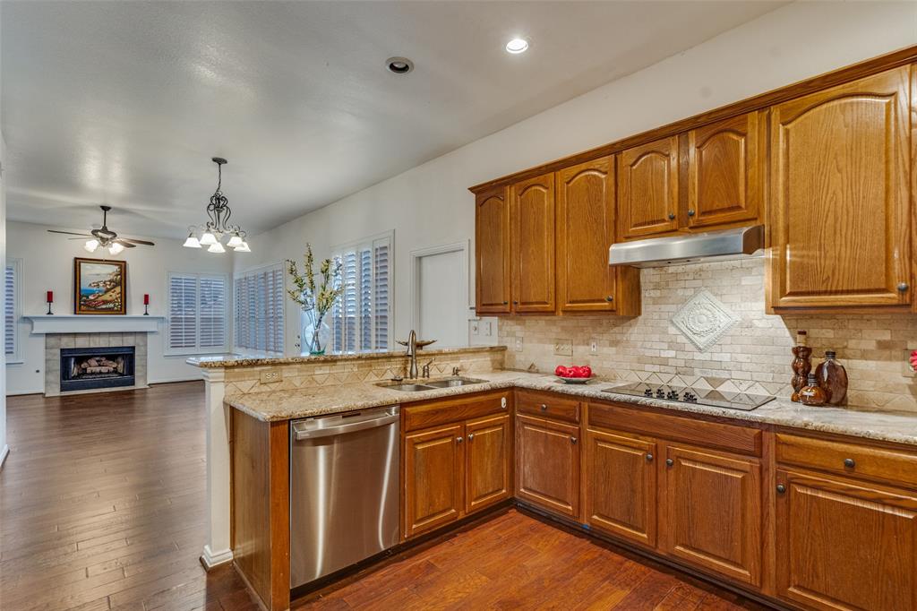 2248 Amy Lane Plano, TX 75074 - Photo 3 of 26 kitchen overlooking breakfast area