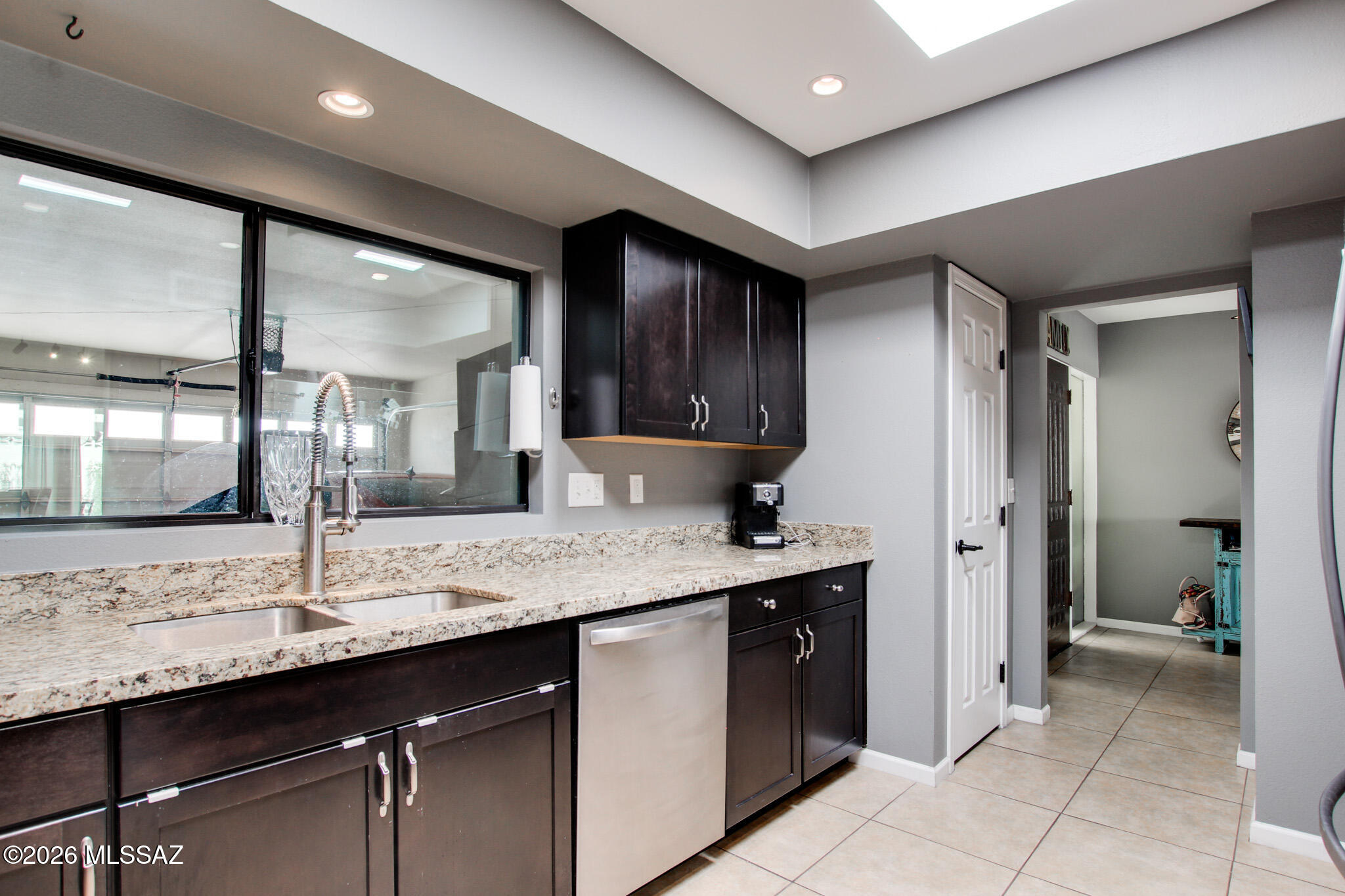 6100 North Oracle Road, Unit 19 Tucson, AZ 85704 - Photo 8 of 31 IMG_0930