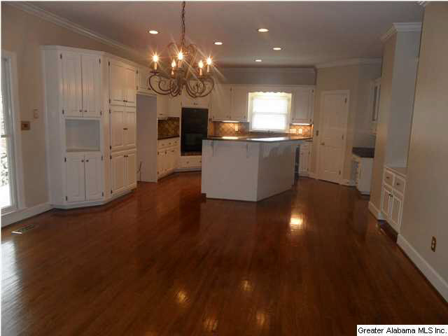 1219 Saulter Road Birmingham, AL 35209 - Photo 10 of 25