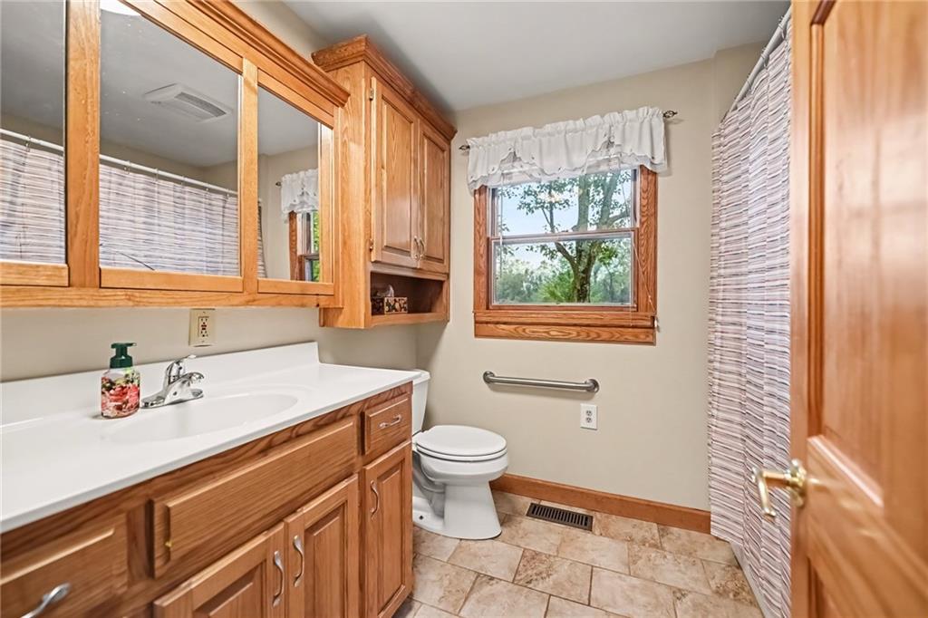 19308 Snow Road Holt, MO 64048 - Photo 12 of 26 Gallery Image 12