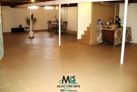 29378 Merrick Warren, MI 48092 - Photo 10 of 11 330202-9.JPG