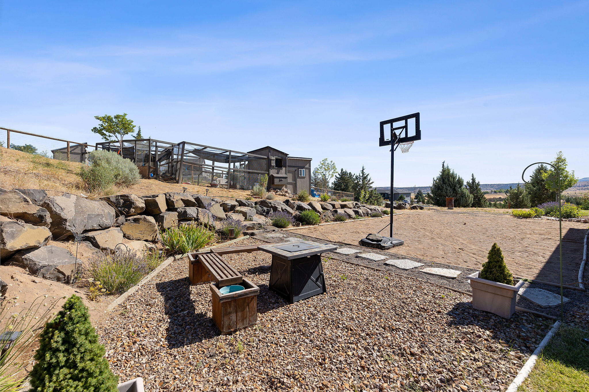 2273 Northeast Valley View Madras, OR 97741 - Photo 20 of 30