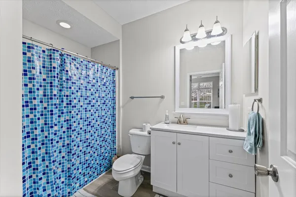 $154,900 | 1901 North Lincoln Avenue, Unit 105, Urbana, IL 61801