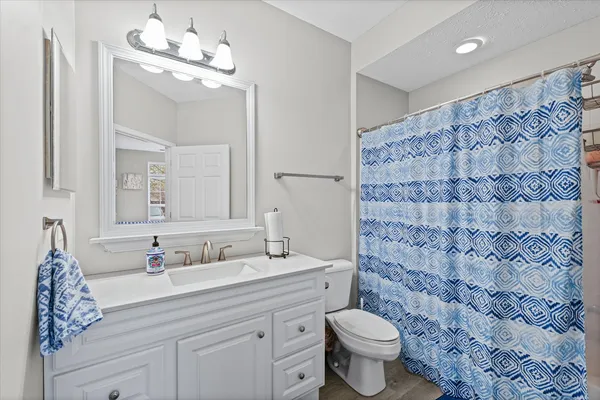 $154,900 | 1901 North Lincoln Avenue, Unit 105, Urbana, IL 61801