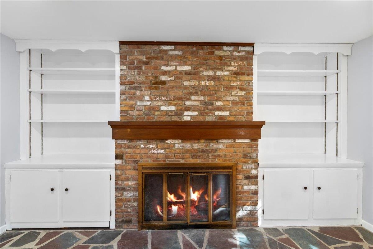 89 Merson Street Bennington, VT 05201 - Photo 7 of 31