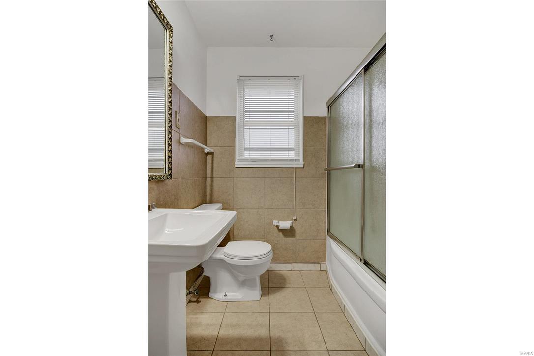 7316 Sharp Avenue St. Louis, MO 63116 - Photo 15 of 23
