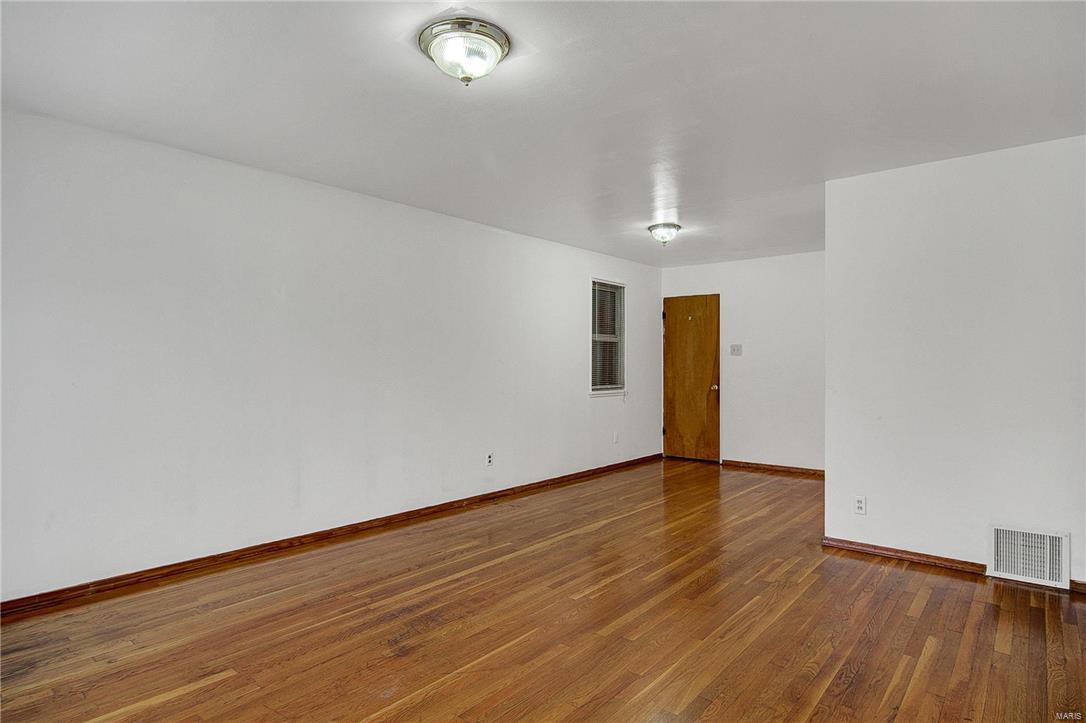 7316 Sharp Avenue St. Louis, MO 63116 - Photo 5 of 23