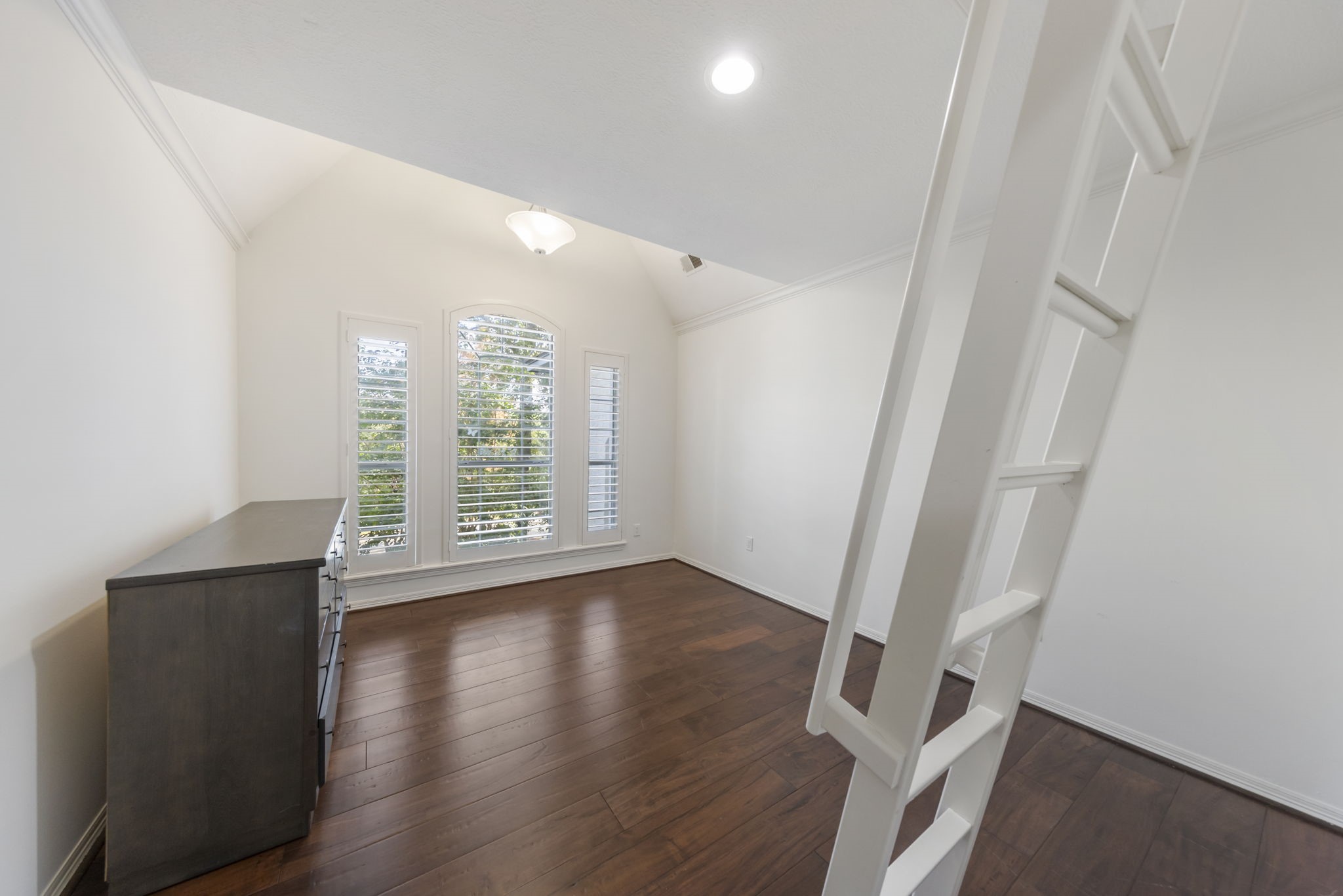 90 West Horizon Ridge Place Spring, TX 77381 - Photo 23 of 36 wooden floor in an empty room with a window
