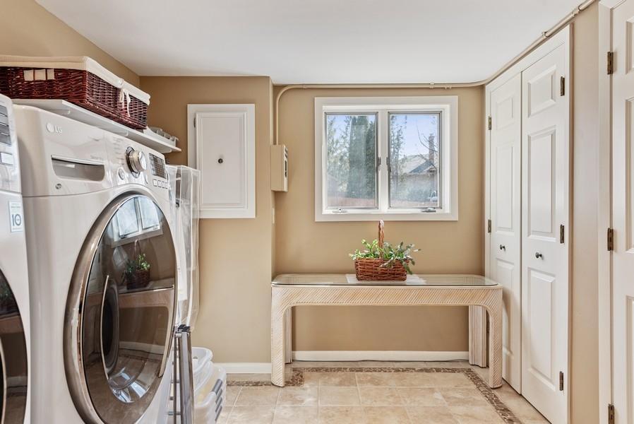 10832 Emerson Road Bloomington, MN 55431 - Photo 18 of 29 Gallery Image 18