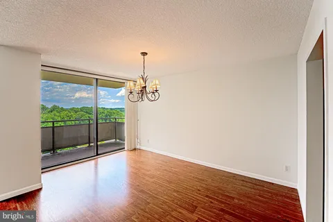 $179,900 | 5225 Pooks Hill Road, Unit 721S, Bethesda, MD 20814
