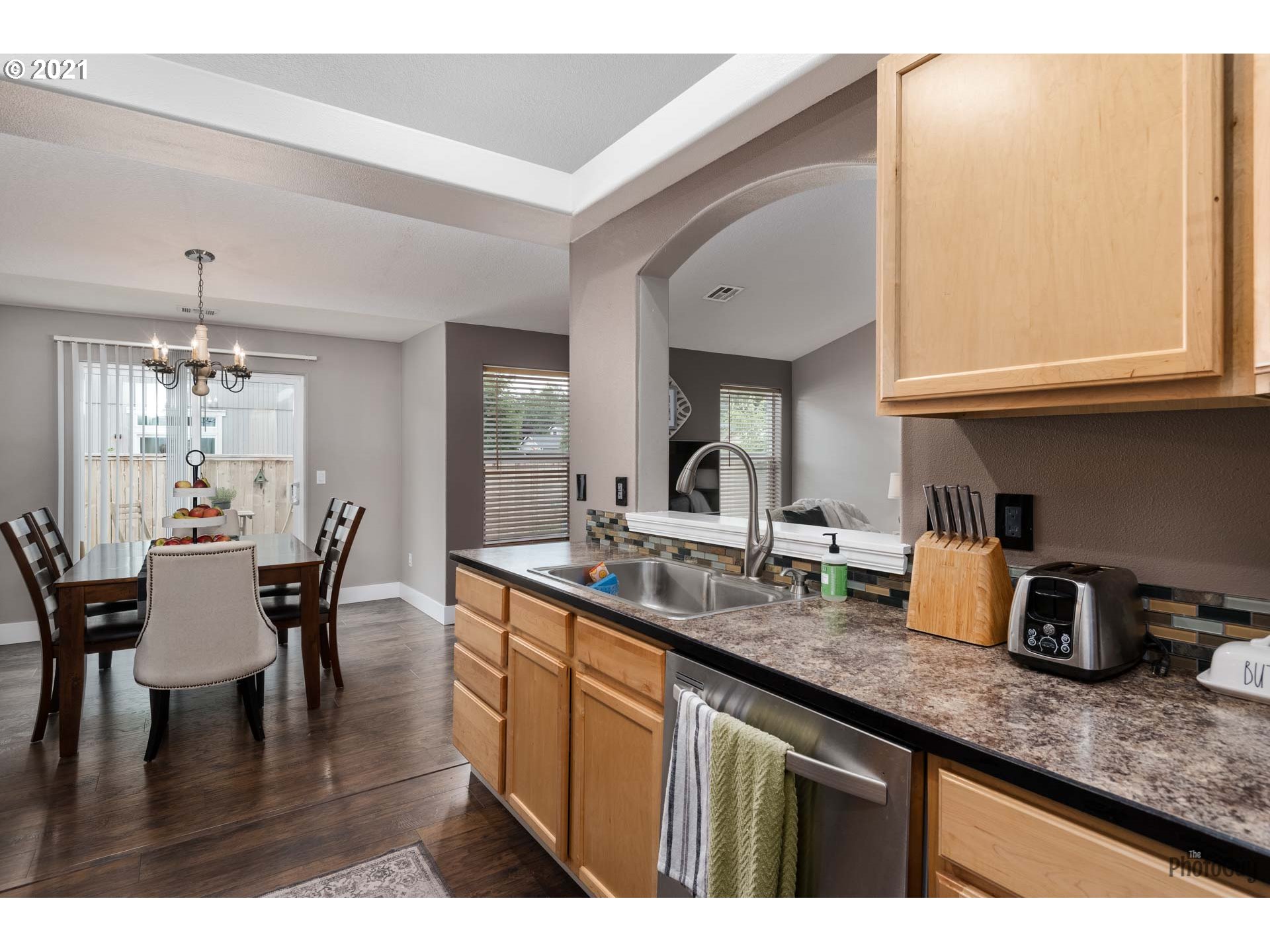 25231 Rhapsody Avenue Veneta, OR 97487 - Photo 14 of 32 Gallery Image 14