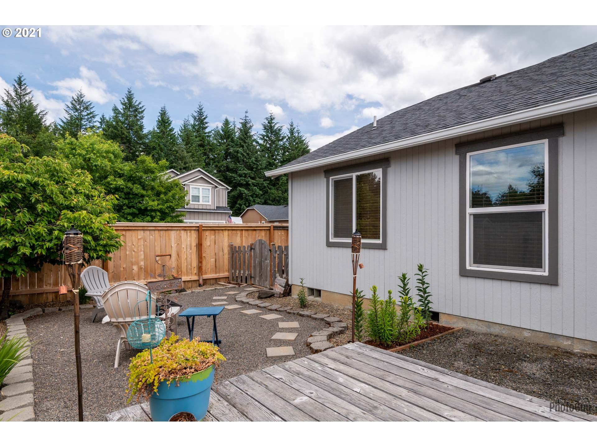 25231 Rhapsody Avenue Veneta, OR 97487 - Photo 27 of 32 Gallery Image 27