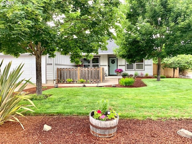 25231 Rhapsody Avenue Veneta, OR 97487 - Photo 5 of 32 Gallery Image 5