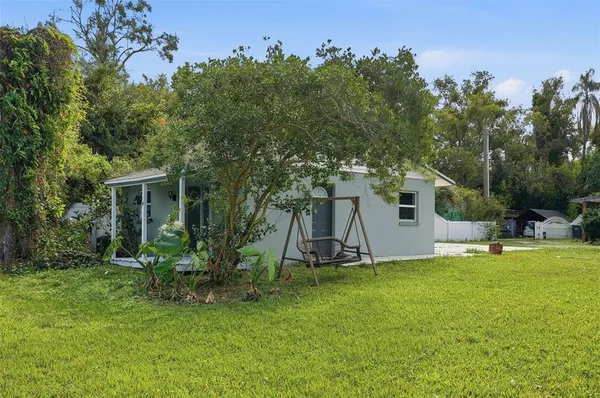 $599,500 | 2814 West Humphrey Street, Tampa, FL 33614