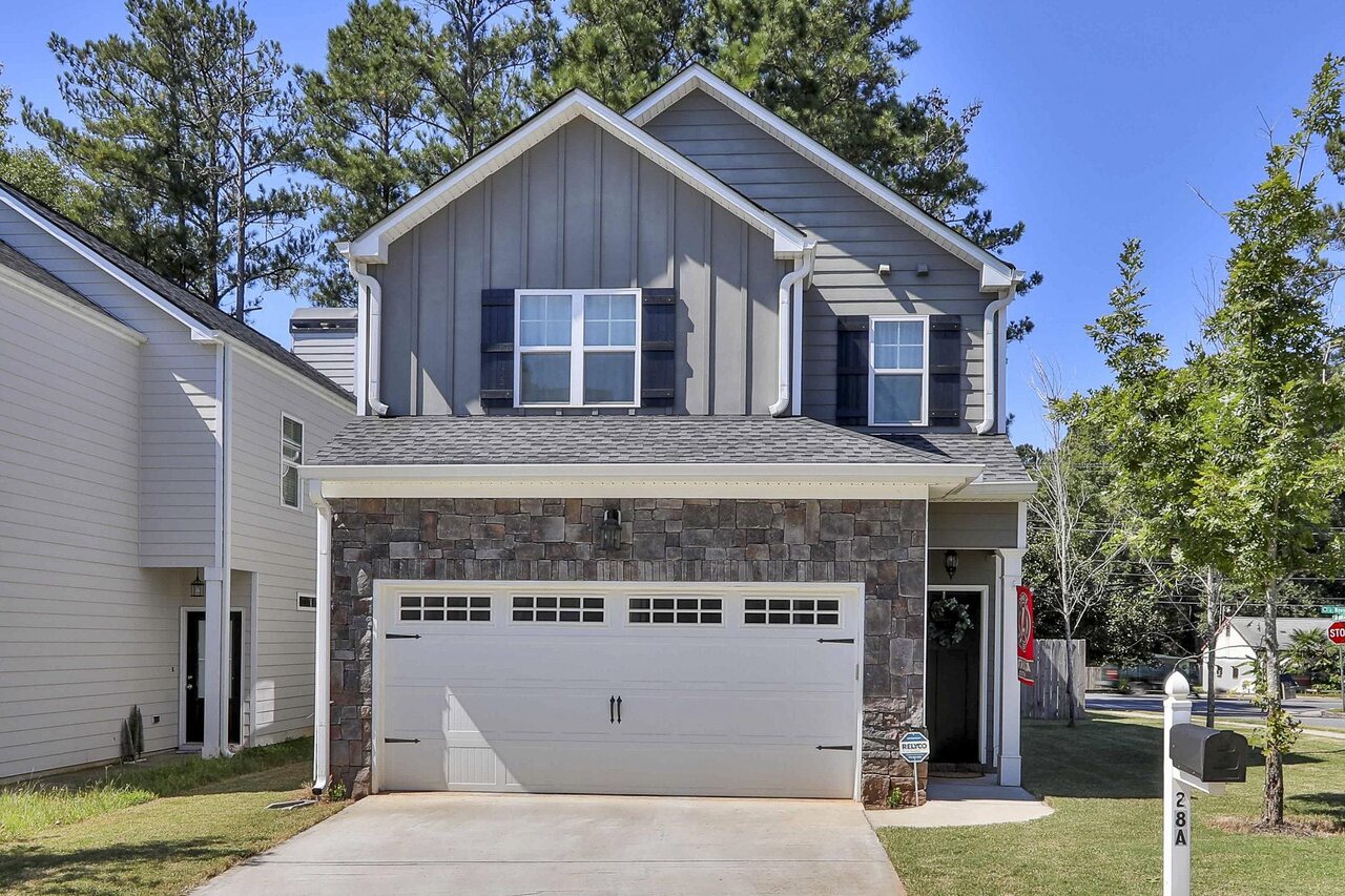 28 East Newnan Road Newnan, GA 30263 - Photo 1 of 1 Gallery Image 1