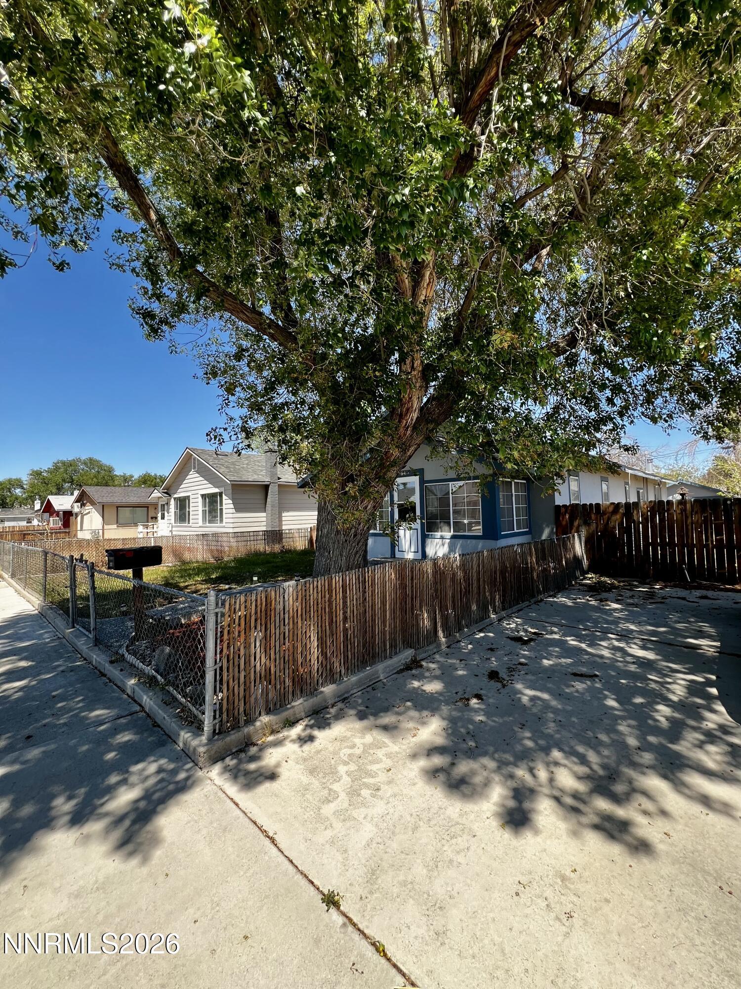 645 Churchill Street Fallon, NV 89406 - Photo 3 of 17 IMG_6591