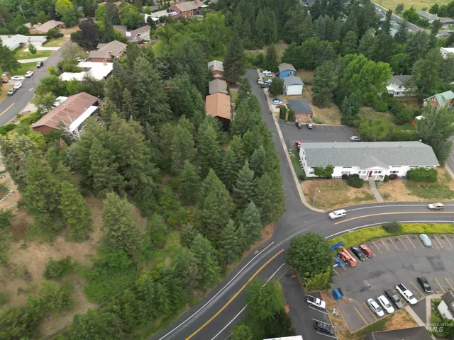 $130,000 | 457 Boyde Avenue, Moscow, ID 83843