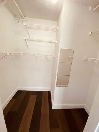 a view of an entryway with a livingroom