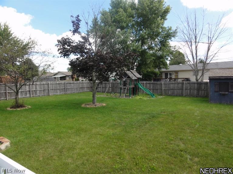 289 Rome Drive Austintown, OH 44515 - Photo 21 of 24 Large fenced in back yard