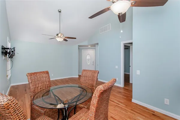 $2,900 | 4139 Rosser Square, Dallas, TX 75244
