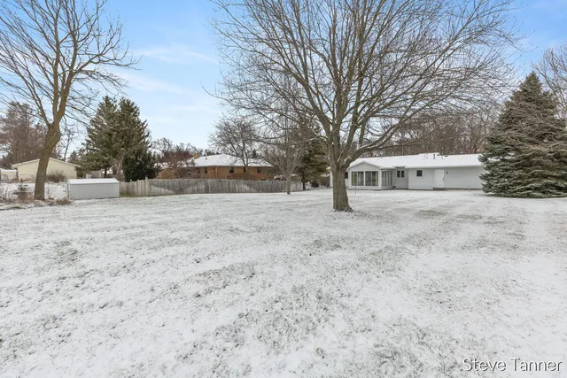 $285,000 | 611 South Baldwin Street, Greenville, MI 48838