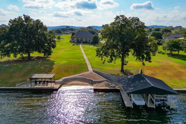 $5,290,000 | 1621 Legends Parkway, Kingsland, TX 78639