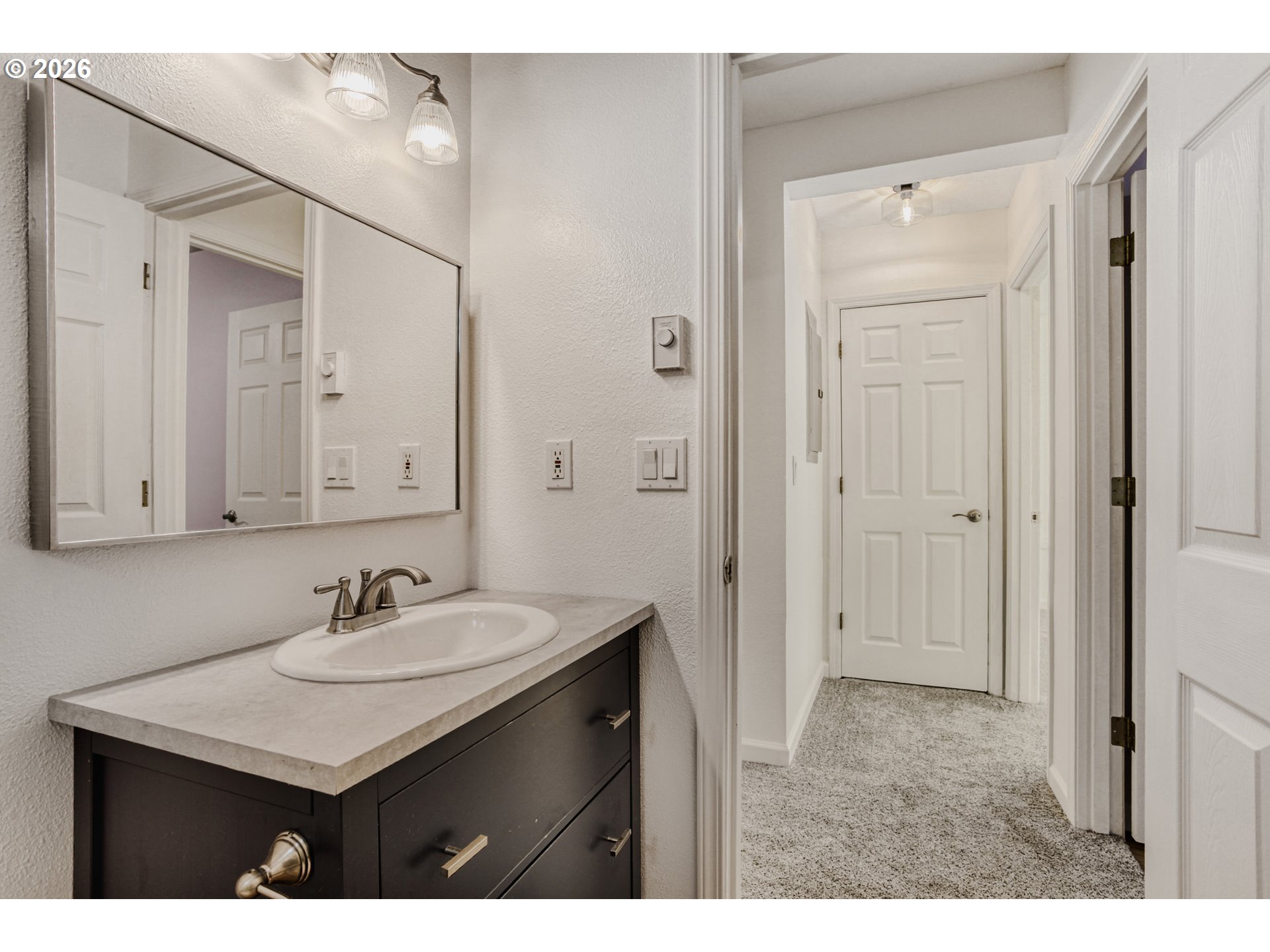 700 Barton Avenue Gladstone, OR 97027 - Photo 17 of 19 Bathroom