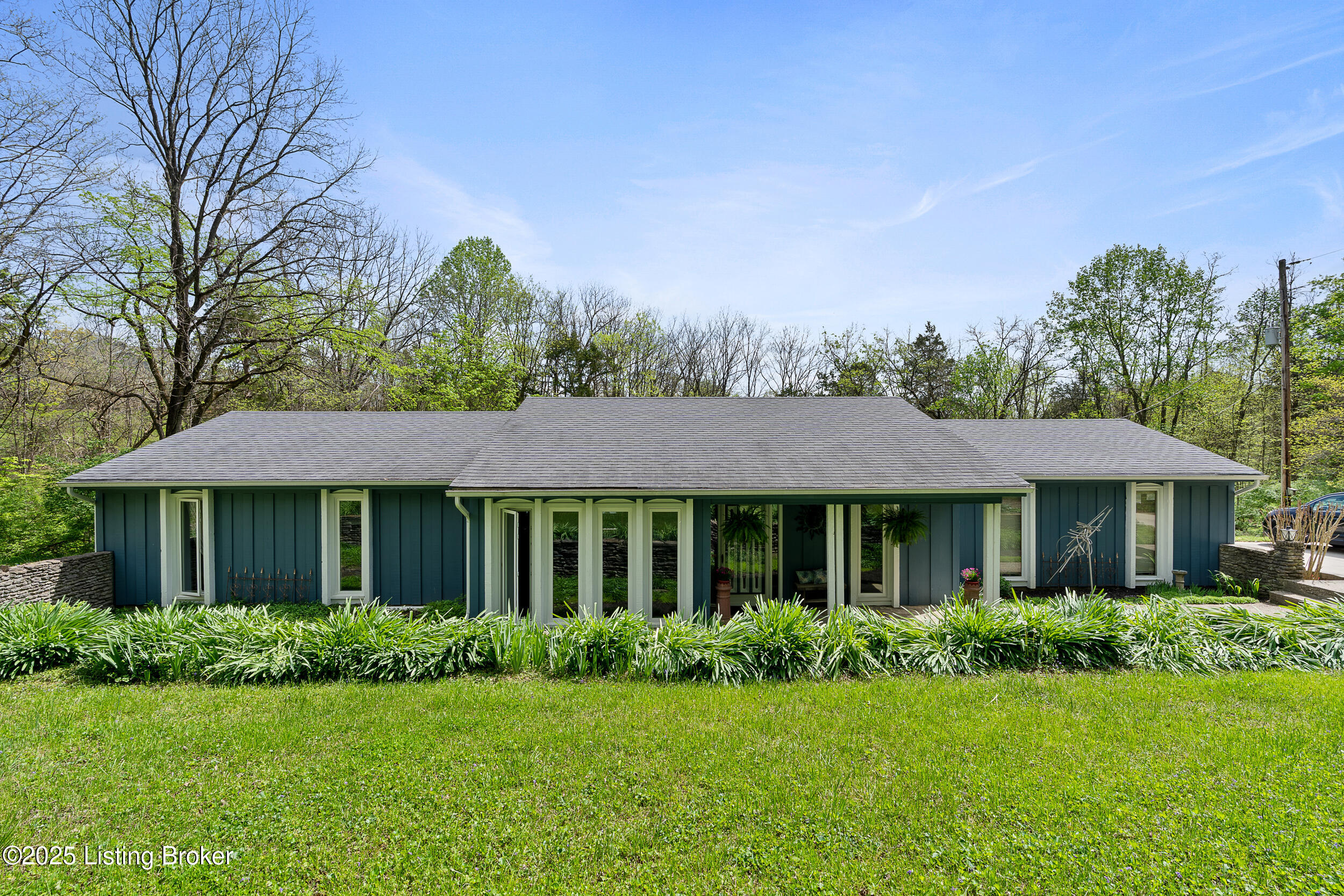 5950 Old Lagrange Road Crestwood, KY 40014 - Photo 1 of 46 001