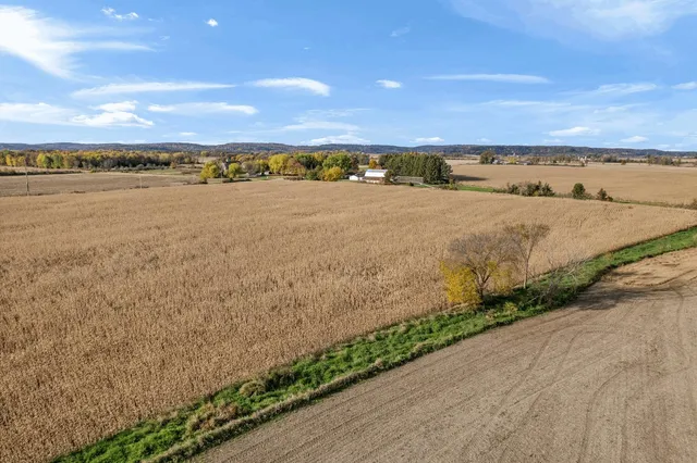 $1 | Taylor, New Lisbon, WI 53950