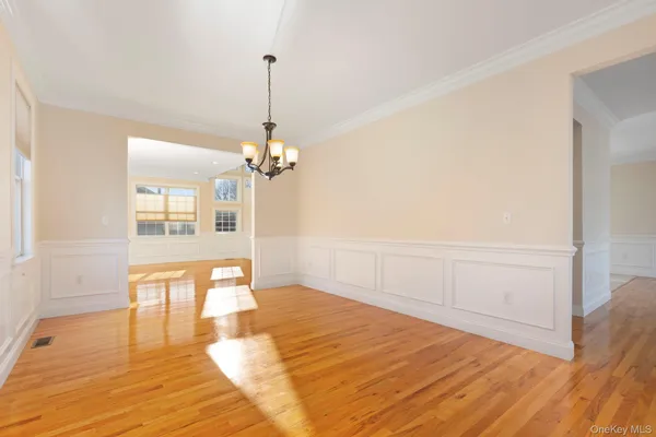 $7,500 | 44 Hillwood Place, Yonkers, NY 10710