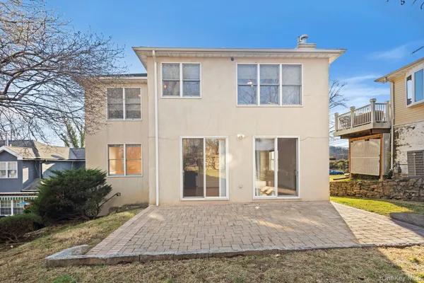 $7,500 | 44 Hillwood Place, Yonkers, NY 10710