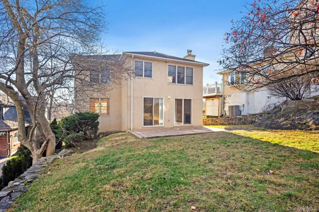 $8,000 | 44 Hillwood Place, Yonkers, NY 10710