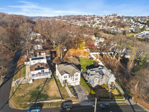 $7,500 | 44 Hillwood Place, Yonkers, NY 10710