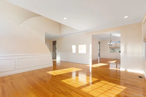 $7,500 | 44 Hillwood Place, Yonkers, NY 10710