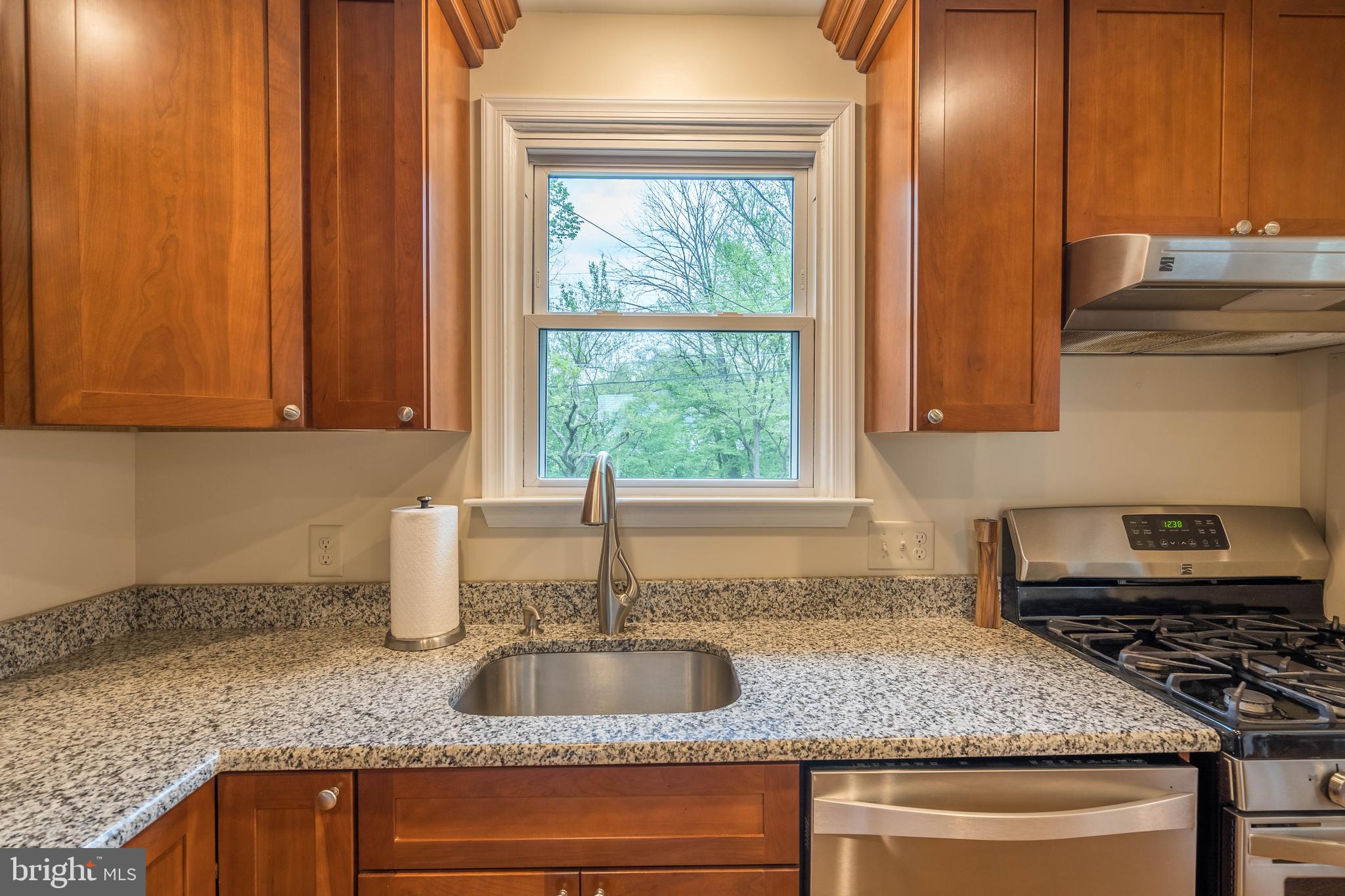 1113 Longbrook Road Lutherville-Timonium, MD 21093 - Photo 12 of 46 Gallery Image 12