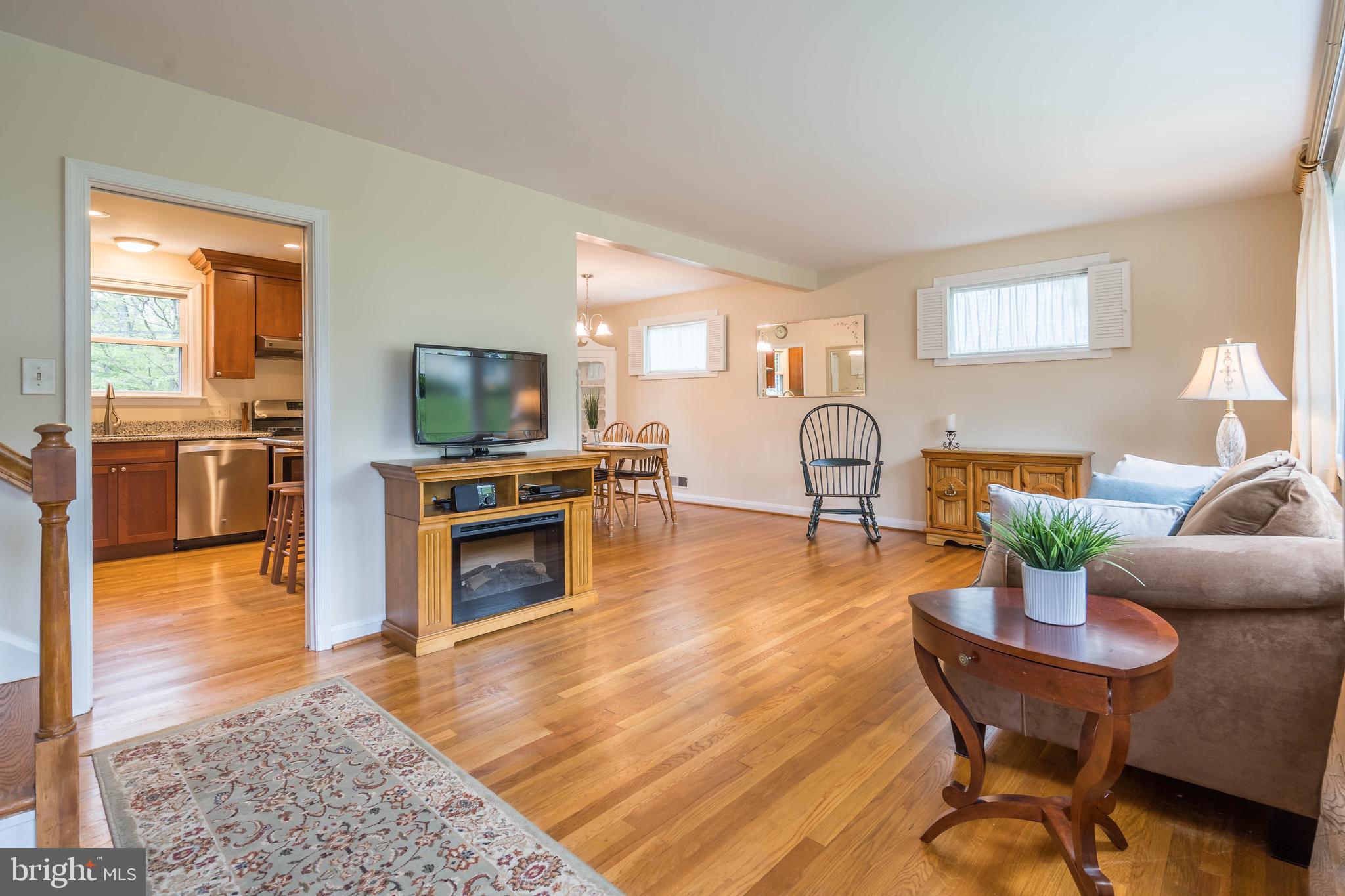 1113 Longbrook Road Lutherville-Timonium, MD 21093 - Photo 3 of 46 Gallery Image 3