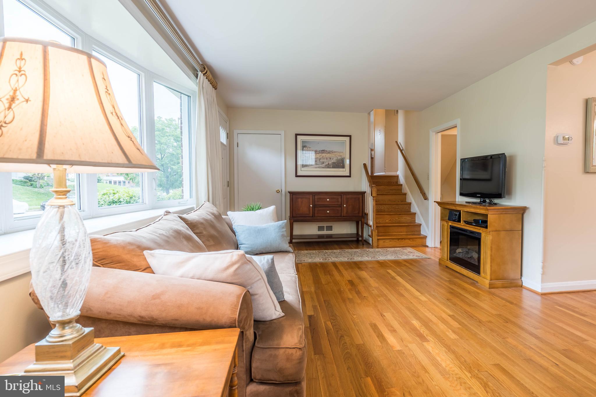 1113 Longbrook Road Lutherville-Timonium, MD 21093 - Photo 5 of 46 Gallery Image 5