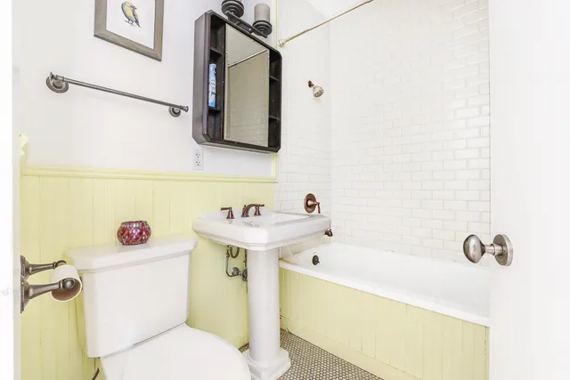 $565,000 | 940 Fulton Street, Unit 3L | Clinton Hill