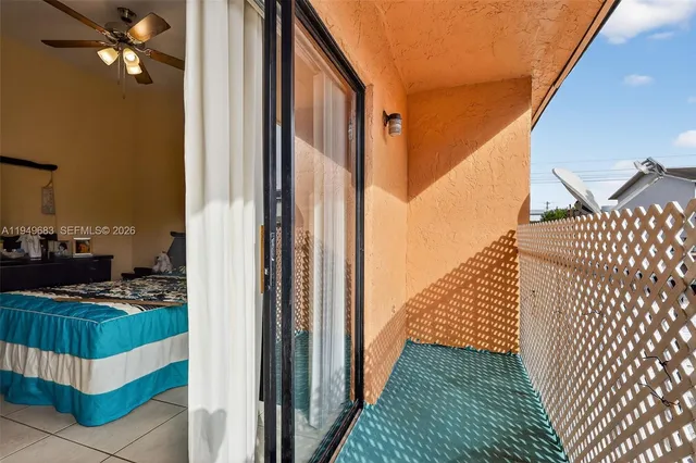 $280,000 | 2224 West 53rd Place, Unit 2224, Hialeah, FL 33016