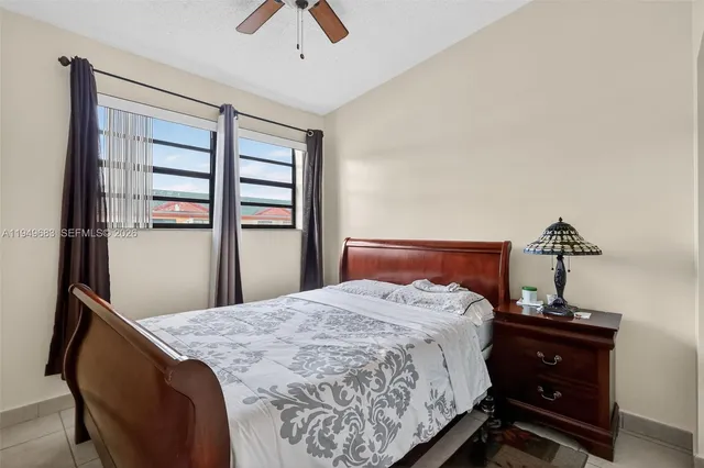 $280,000 | 2224 West 53rd Place, Unit 2224, Hialeah, FL 33016