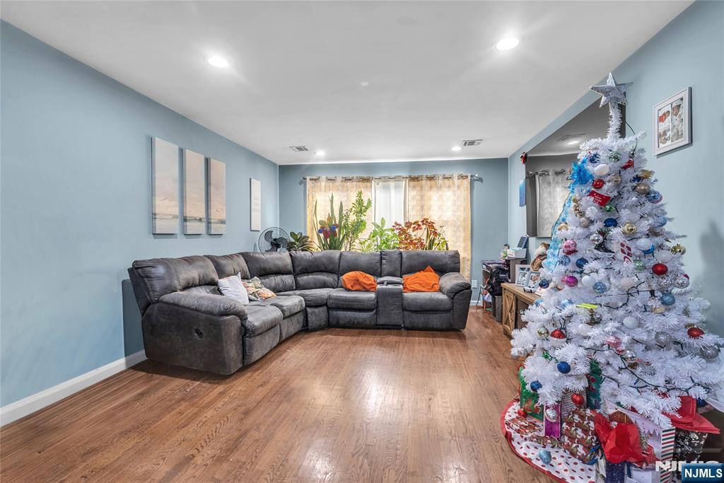 1101 Bergen Avenue Linden, NJ 07036 - Photo 13 of 37